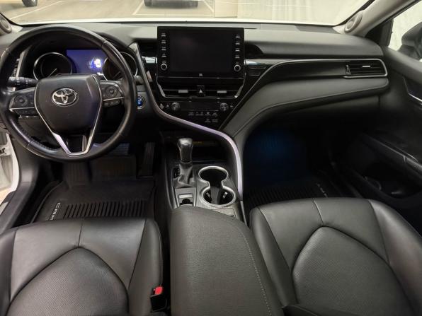 Toyota Camry VIII (XV70) Рестайлинг с пробегом 2021 года, цена 2 950 000 рублей, 93763 км, седан, Автокод Объявления