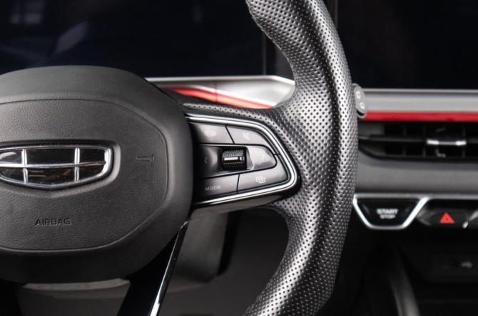 Geely Coolray I Рестайлинг 2 с пробегом 2023 года, цена 1 849 000 рублей, 130000 км, внедорожник, Автокод Объявления