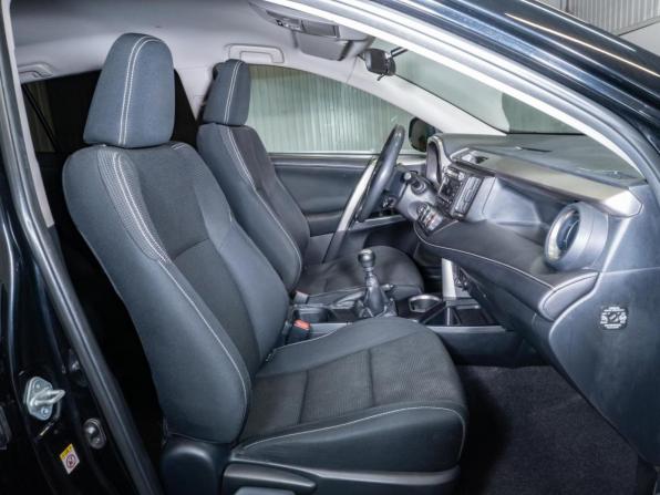 Toyota RAV4 IV (XA40) Рестайлинг с пробегом 2016 года, цена 2 350 000 рублей, 152766 км, внедорожник, Автокод Объявления