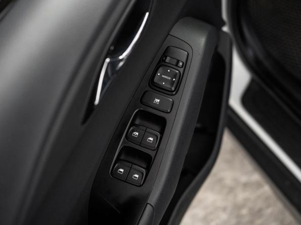 Hyundai ix35 II Рестайлинг с пробегом 2021 года, цена 2 120 000 рублей, 70436 км, внедорожник, Автокод Объявления