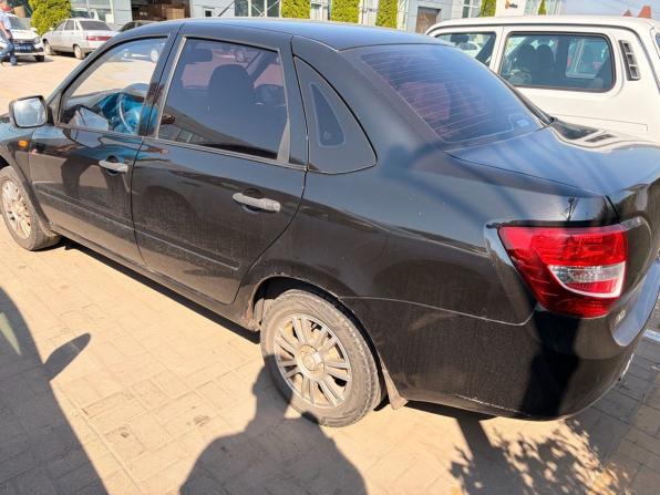 Lada (ВАЗ) Granta I с пробегом 2015 года, цена 250 000 рублей, 131604 км, седан, Автокод Объявления