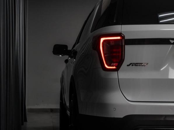 Ford Explorer V Рестайлинг с пробегом 2016 года, цена 2 789 000 рублей, 208054 км, внедорожник, Автокод Объявления