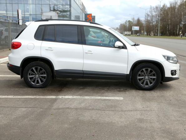 Volkswagen Tiguan I Рестайлинг с пробегом 2012 года, цена 953 000 рублей, 228900 км, внедорожник, Автокод Объявления