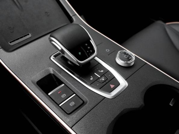 Omoda C5 I Рестайлинг с пробегом 2025 года, цена 2 480 000 рублей, 98 км, внедорожник, Автокод Объявления