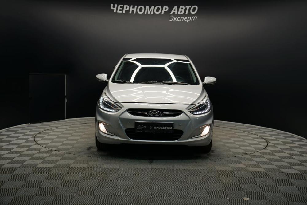 Hyundai Solaris I Крым  - изображение 8