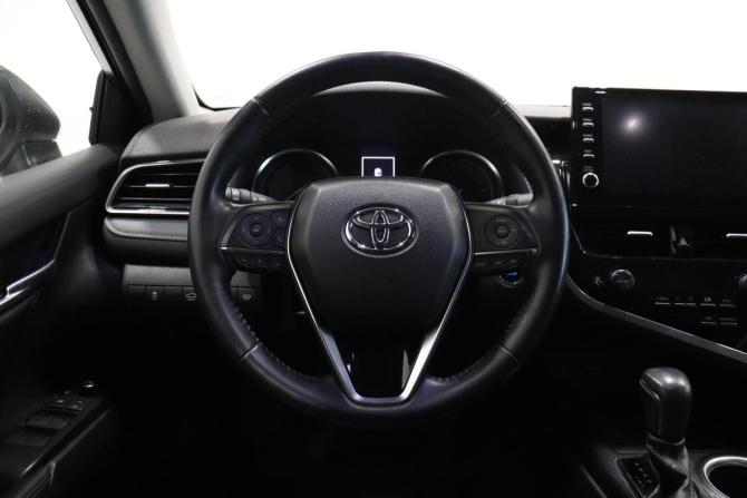 Toyota Camry VIII (XV70) Рестайлинг с пробегом 2022 года, цена 3 450 000 рублей, 60588 км, седан, Автокод Объявления