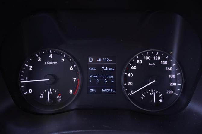 Hyundai Solaris II с пробегом 2019 года, цена 1 313 000 рублей, 168350 км, седан, Автокод Объявления