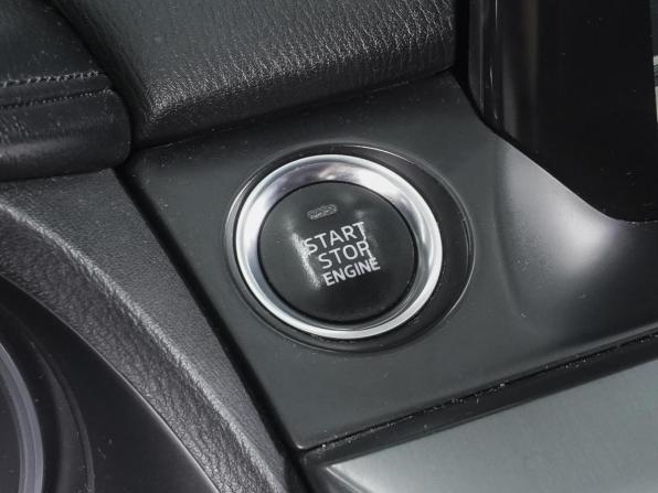 Mazda 6 III (GJ) Рестайлинг с пробегом 2015 года, цена 1 599 000 рублей, 143348 км, седан, Автокод Объявления