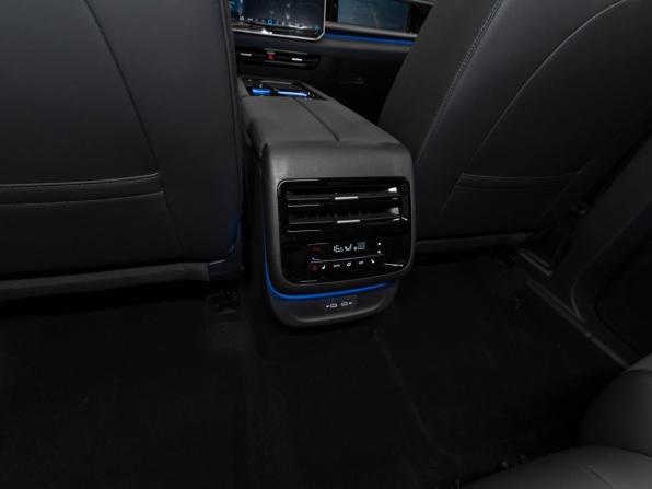 Volkswagen Teramont II (China Market) с пробегом 2026 года, цена 6 100 000 рублей, 19 км, внедорожник, Автокод Объявления