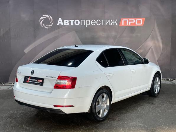 Skoda Octavia III (A7) Рестайлинг с пробегом 2020 года, цена 1 570 000 рублей, 110000 км, лифтбек, Автокод Объявления