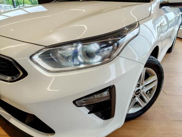 Kia Ceed III с пробегом 2019 года, цена 1 712 000 рублей, 89571 км, универсал, Автокод Объявления