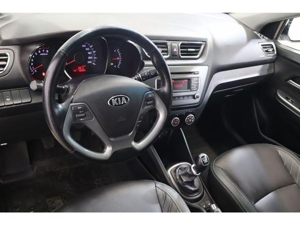 Kia Rio III Рестайлинг с пробегом 2016 года, цена 1 179 000 рублей, 56301 км, хэтчбек, Автокод Объявления