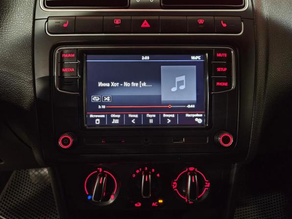 Volkswagen Polo V с пробегом 2011 года, цена 795 000 рублей, 146277 км, седан, Автокод Объявления