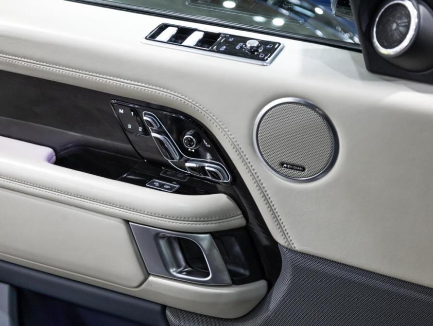 Land Rover Range Rover IV Рестайлинг Санкт-Петербург  - изображение 27