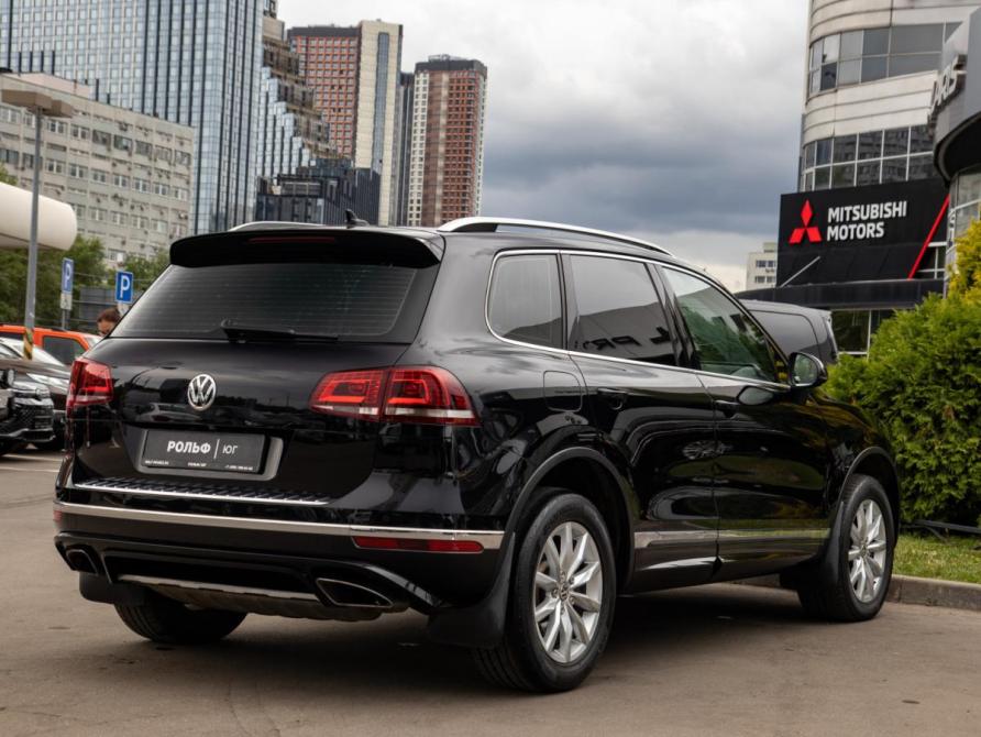 Volkswagen Touareg II Рестайлинг Москва  - изображение 4