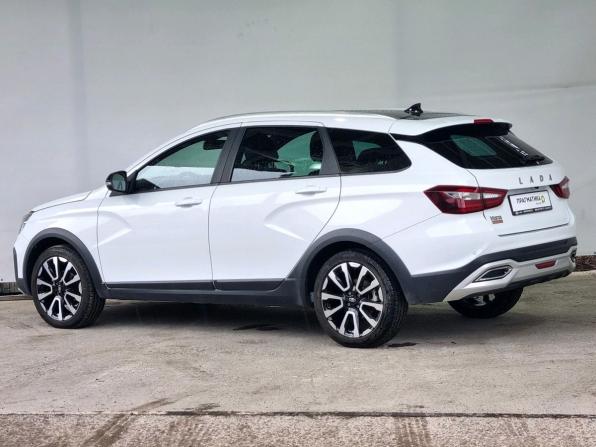 Lada (ВАЗ) Vesta I Рестайлинг (NG) с пробегом 2024 года, цена 1 660 000 рублей, 15080 км, универсал, Автокод Объявления