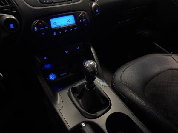Hyundai ix35 I Рестайлинг с пробегом 2014 года, цена 999 000 рублей, 192576 км, внедорожник, Автокод Объявления