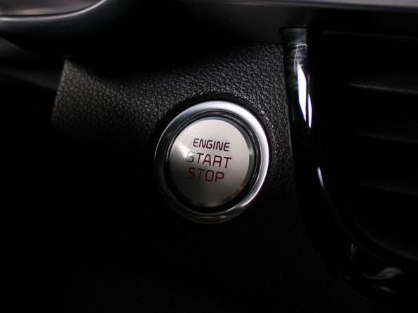 Kia Optima IV Рестайлинг с пробегом 2019 года, цена 2 250 000 рублей, 85500 км, седан, Автокод Объявления