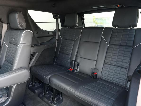 Cadillac Escalade-V I Рестайлинг с пробегом 2025 года, цена 25 000 000 рублей, 7834 км, внедорожник, Автокод Объявления