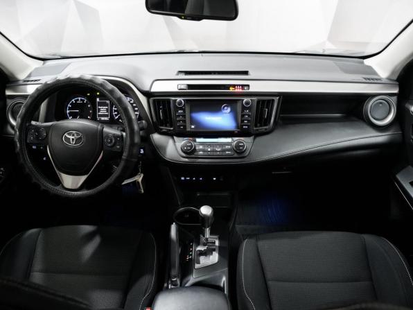 Toyota RAV4 IV (XA40) Рестайлинг с пробегом 2017 года, цена 2 255 000 рублей, 138880 км, внедорожник, Автокод Объявления