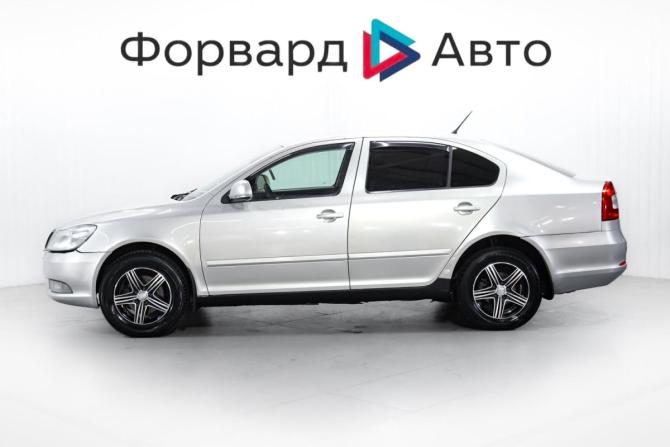 Skoda Octavia II (A5) Рестайлинг с пробегом 2013 года, цена 749 000 рублей, 273000 км, лифтбек, Автокод Объявления