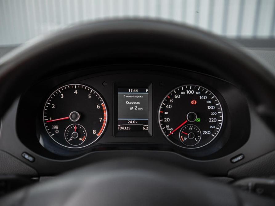 Volkswagen Jetta VI Сочи  - изображение 19