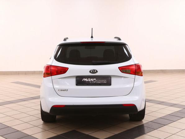 Kia Ceed II с пробегом 2014 года, цена 871 000 рублей, 159900 км, универсал, Автокод Объявления