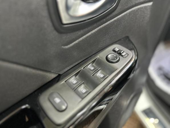Renault Kaptur I Рестайлинг с пробегом 2021 года, цена 1 400 000 рублей, 35573 км, внедорожник, Автокод Объявления