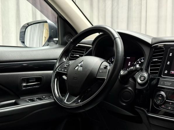 Mitsubishi Outlander III Рестайлинг 3 с пробегом 2019 года, цена 2 149 000 рублей, 79822 км, внедорожник, Автокод Объявления