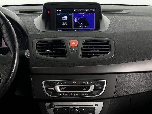 Renault Fluence I Рестайлинг с пробегом 2014 года, цена 990 000 рублей, 100000 км, седан, Автокод Объявления