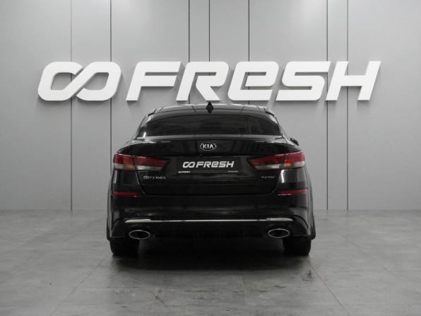 Kia Optima IV Рестайлинг с пробегом 2018 года, цена 2 335 000 рублей, 119888 км, седан, Автокод Объявления