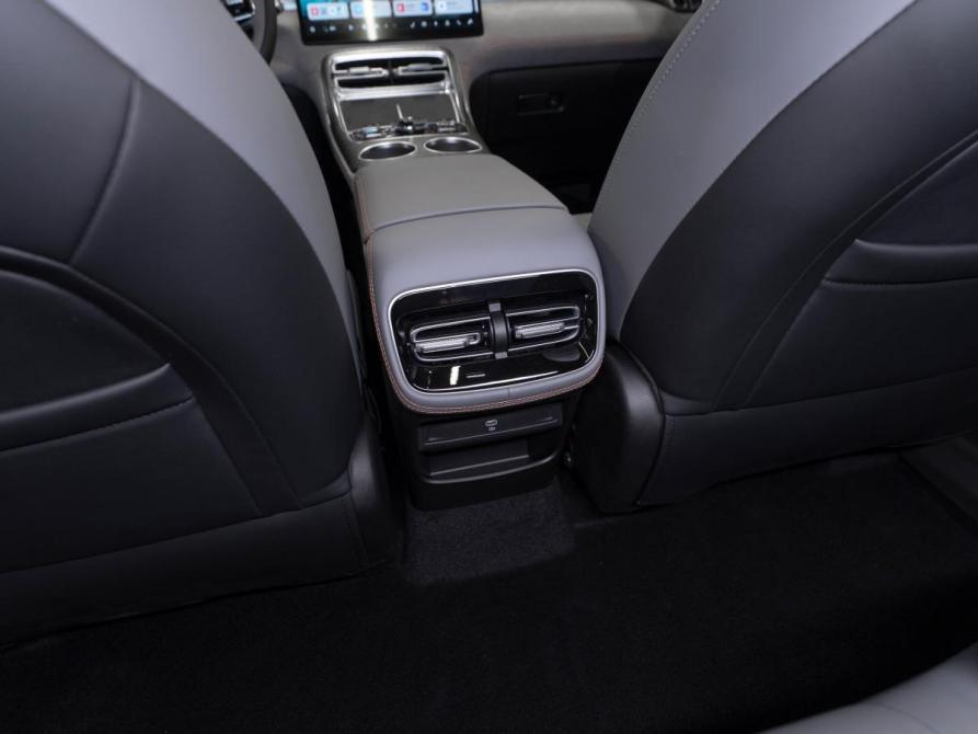Geely Galaxy M7 Москва  - изображение 15