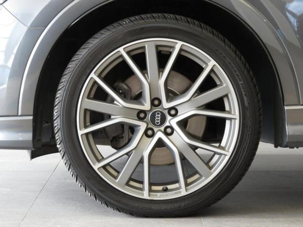 Audi Q3 II (F3) с пробегом 2019 года, цена 3 495 000 рублей, 95000 км, внедорожник, Автокод Объявления