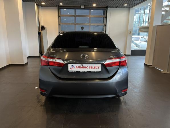 Toyota Corolla XI (E160 E170 E180) с пробегом 2013 года, цена 926 000 рублей, 237480 км, седан, Автокод Объявления
