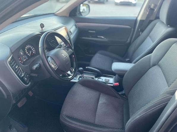 Mitsubishi Outlander III Рестайлинг 2 с пробегом 2018 года, цена 1 950 000 рублей, 89387 км, внедорожник, Автокод Объявления