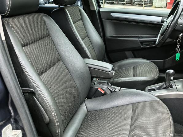 Opel Astra H с пробегом 2006 года, цена 399 000 рублей, 244560 км, хэтчбек, Автокод Объявления