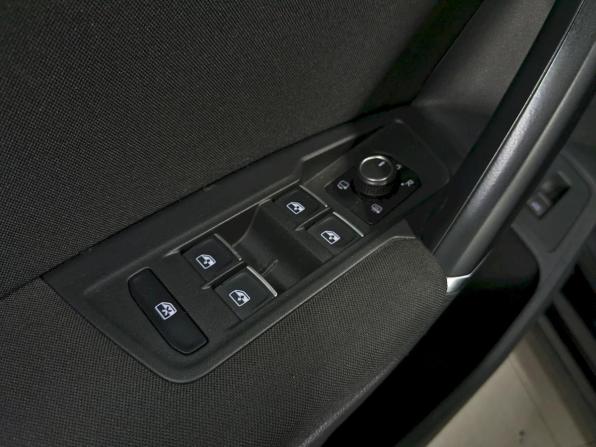 Volkswagen Tiguan II с пробегом 2018 года, цена 2 450 000 рублей, 110340 км, внедорожник, Автокод Объявления