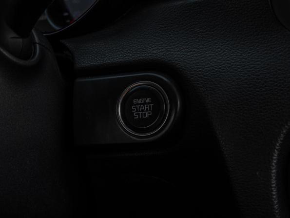 Kia Ceed III с пробегом 2018 года, цена 1 840 000 рублей, 112336 км, хэтчбек, Автокод Объявления