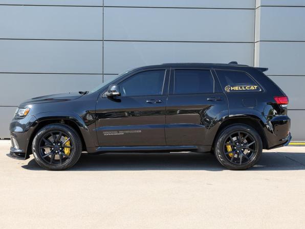 Jeep Grand Cherokee IV (WK2) Рестайлинг с пробегом 2018 года, цена 9 900 000 рублей, 69022 км, внедорожник, Автокод Объявления