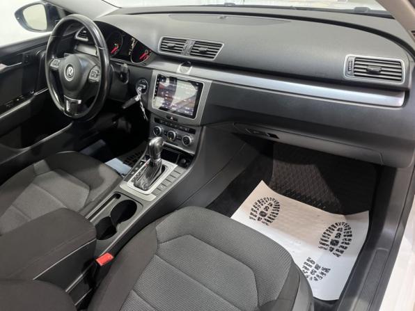 Volkswagen Passat B7 с пробегом 2014 года, цена 1 115 000 рублей, 214184 км, седан, Автокод Объявления
