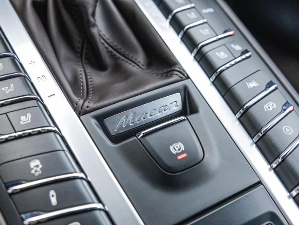 Porsche Macan I Рестайлинг с пробегом 2019 года, цена 5 798 000 рублей, 61998 км, внедорожник, Автокод Объявления