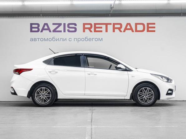 Hyundai Solaris II с пробегом 2019 года, цена 1 100 000 рублей, 212659 км, седан, Автокод Объявления