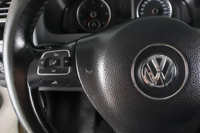 Volkswagen Caravelle T5 Рестайлинг с пробегом 2013 года, цена 1 749 000 рублей, 244000 км, минивэн, Автокод Объявления