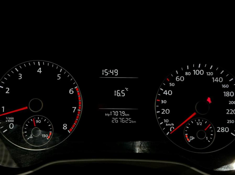 Volkswagen Jetta VI Рестайлинг Санкт-Петербург  - изображение 19