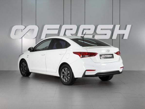 Hyundai Solaris II с пробегом 2019 года, цена 1 299 000 рублей, 174064 км, седан, Автокод Объявления