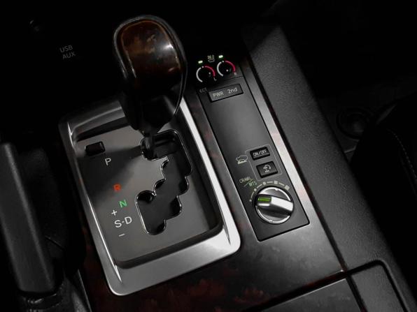 Toyota Land Cruiser 200 Series Рестайлинг 1 с пробегом 2012 года, цена 4 460 000 рублей, 122100 км, внедорожник, Автокод Объявления