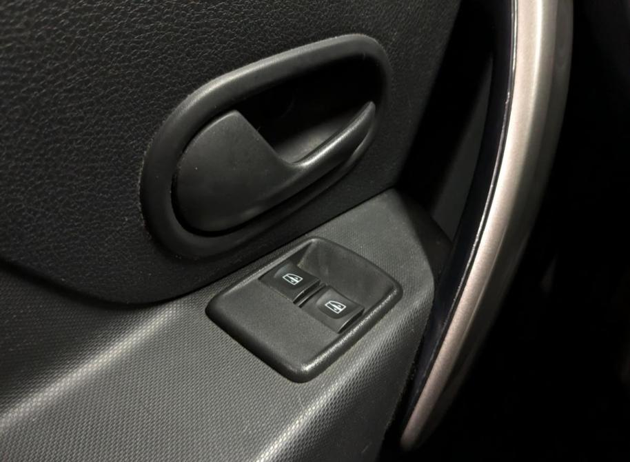 Renault Logan II Рестайлинг Санкт-Петербург  - изображение 25