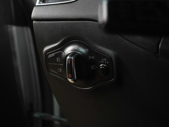 Audi Q5 I (8R) с пробегом 2011 года, цена 1 574 000 рублей, 132149 км, внедорожник, Автокод Объявления