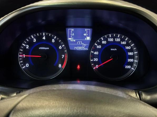 Hyundai Solaris I Рестайлинг с пробегом 2015 года, цена 799 000 рублей, 140000 км, седан, Автокод Объявления
