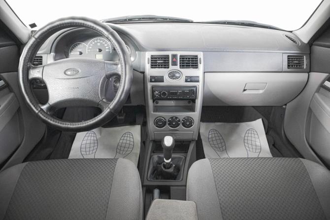 Lada (ВАЗ) Priora I с пробегом 2011 года, цена 299 000 рублей, 192000 км, хэтчбек, Автокод Объявления